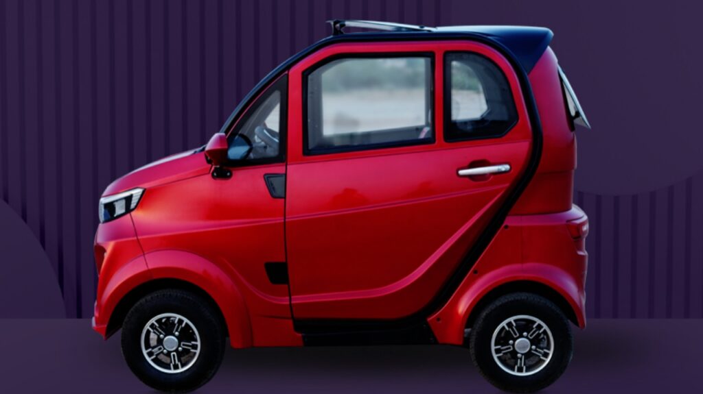 Tata Nano से छोटी ! आ गई E-Car, लुक भी जरा हट के... आइए जानें फीचर्स और कीमत बस 2 मिनट में