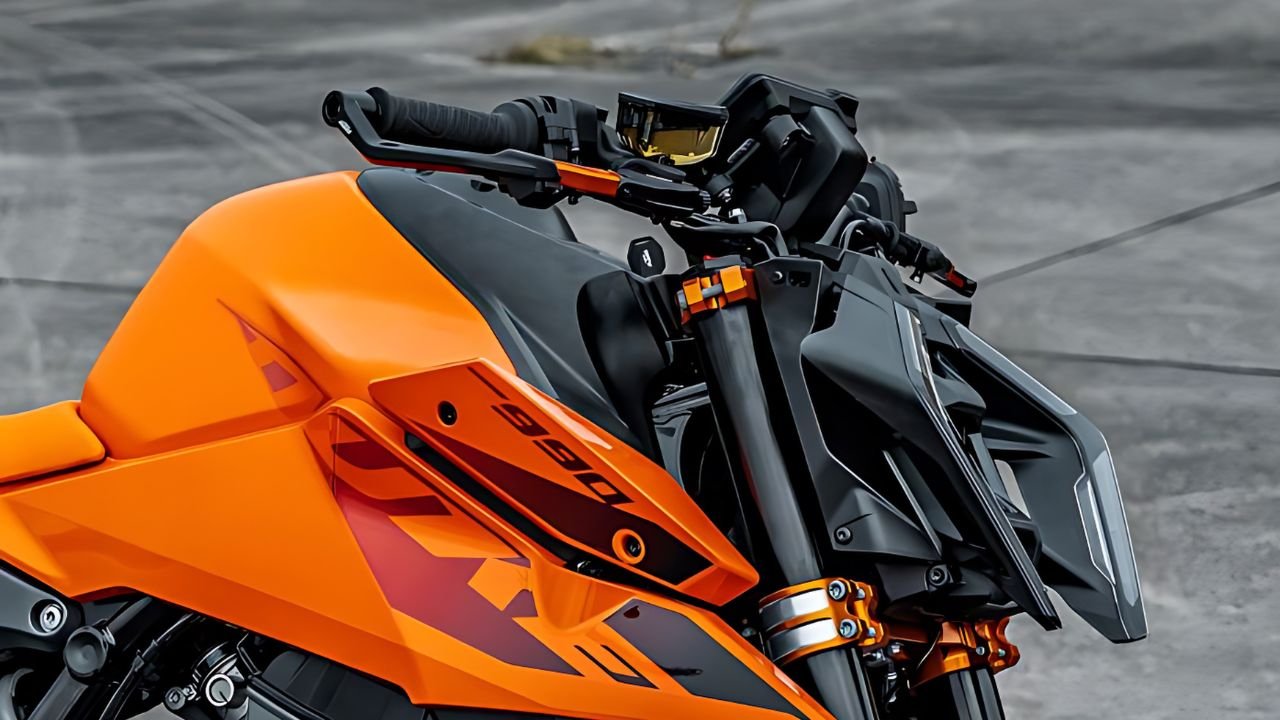 Yamaha का खेल खत्म ! आ गई नई KTM 990 Duke, देखते ही कहेंगे " क्या शानदार बाइक है यार... जानें कीमत